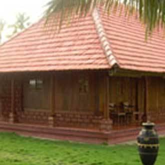 Kondai Lip Hotel Alappuzha Buitenkant foto